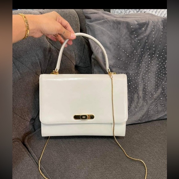 Go Away Sale - last day 👜VALENTINO GARAVANI VINTAGE -💯authentic no to offer - Picture 11 of 11